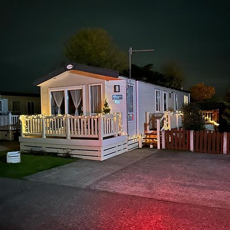 Hares Haven Pet Friendly Sleeps 6 Vila Kingston upon Hull Exterior foto