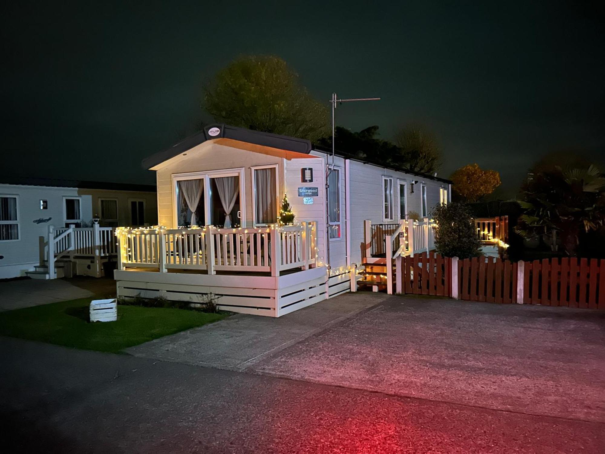 Hares Haven Pet Friendly Sleeps 6 Vila Kingston upon Hull Exterior foto